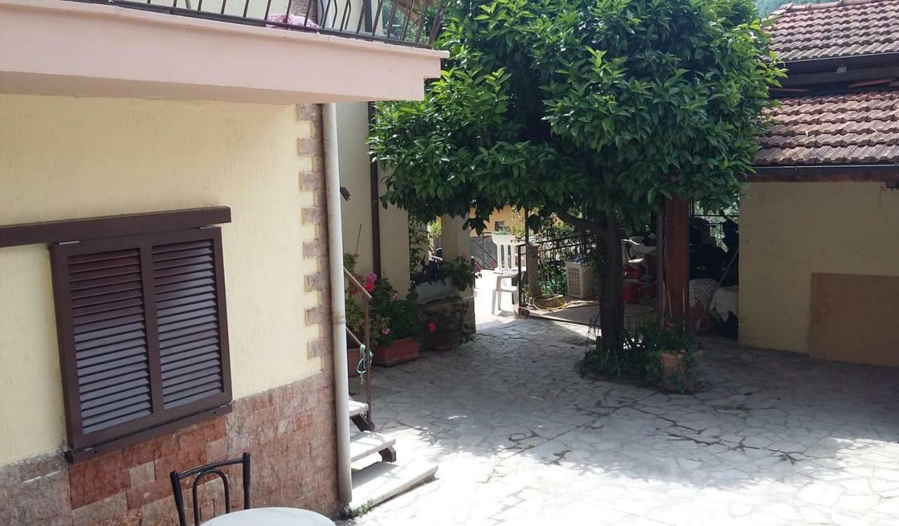 Casa Swami Apartment ลาสเปเซีย ภายนอก รูปภาพ